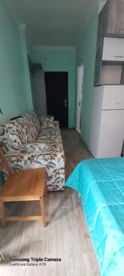 Студия Радуга У Моря Колхида Apartment Батуми Екстериор снимка